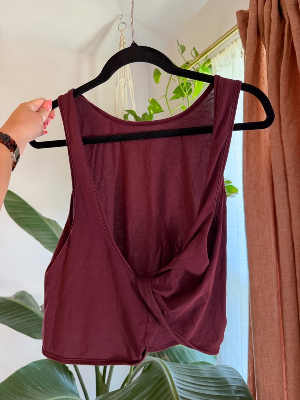 Lululemon twist back tank